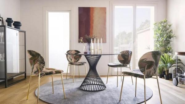 刀切、火烤都不怕！陶瓷餐桌真上頭