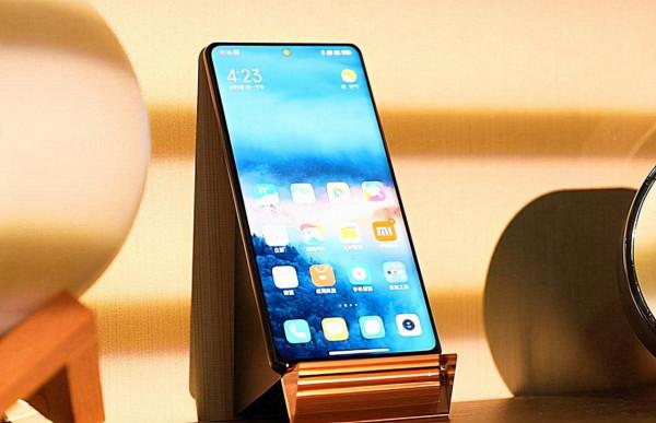 小米頂級旗艦跌至5899元,真全面屏+512GB,這不比iPhone香? 小米頂級旗艦跌至5899元,真全面屏+512GB,這不比iPhone香?