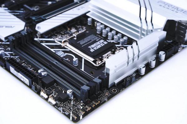 12代intel系統-C34視界內白外黑ATX水冷整機show