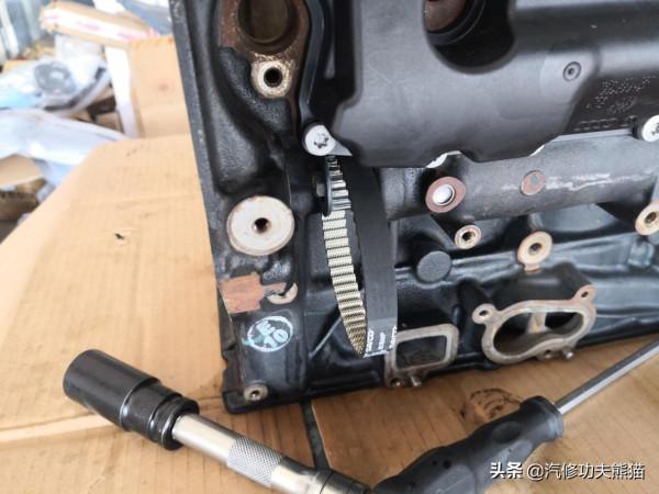 上海大眾途觀燒機油的無奈，換過五個廢氣閥三個透氣壺，今朝解決