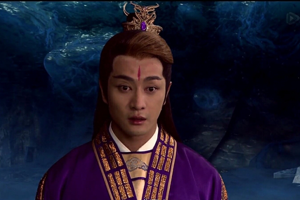 封神後，申公豹執掌東海，東海龍王也執掌東海，他倆誰大誰小？