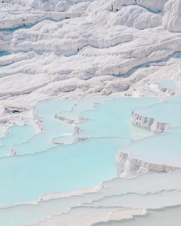 土耳其棉花堡：上帝打翻了牛奶瓶，被譽為世界第八大奇蹟