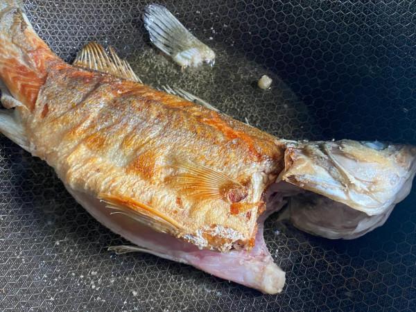 不論燉什麼魚，牢記“3放3不放”，魚肉鮮嫩入味，一點都不腥