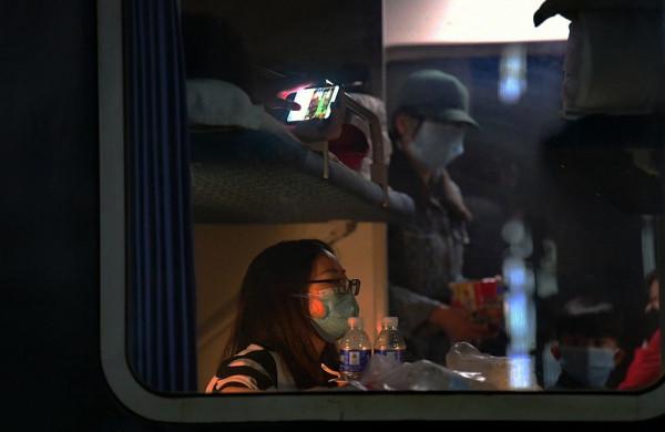 千里大轉運！內蒙古轉運額濟納旗滯留遊客紀實