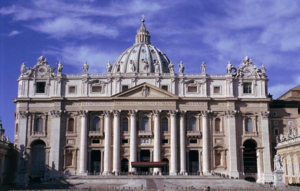 對不起，看見你我就想到“乾隆花瓶”