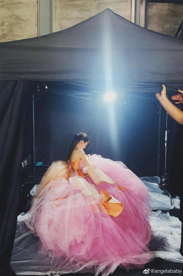 女星中秋節造型 看看誰更像嫦娥