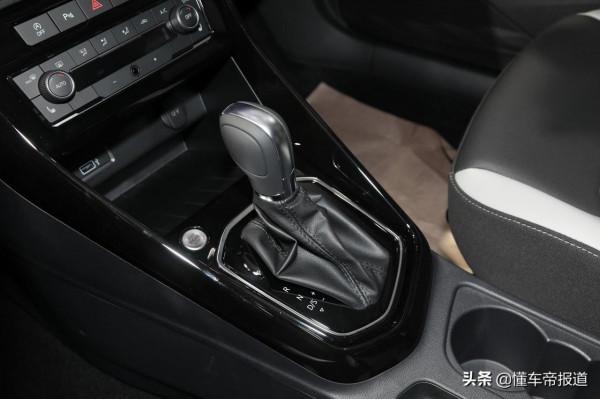 新車 | 售8.68萬元起，2022款捷達VS5上市，升級電子手剎、液晶儀表