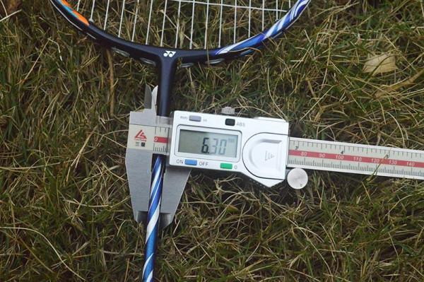 能拉高磅就是好拍？羽毛球中杆才是球拍核心技術，中杆是球拍靈魂