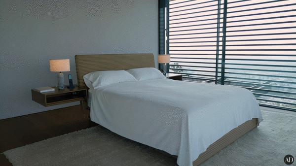 3.5億山頂豪宅佔地2.2畝 屋主竟然為豪車建了個展廳