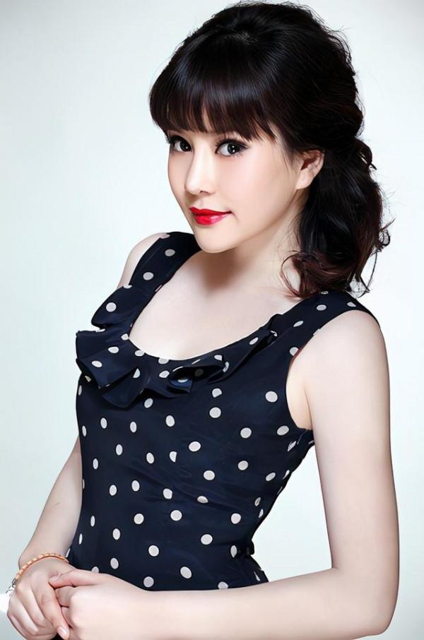 侯耀文去世14年，三段波折情事，最後的女友為何沒分到一點遺產？