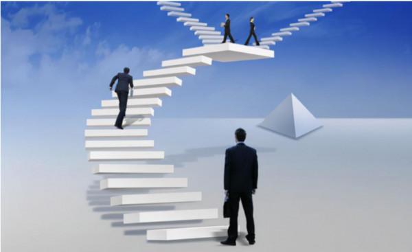 從機構的教培老師到學校做老師，真的必須承認學校老師很辛苦