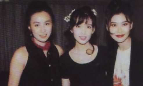 一組周慧敏的老照片曝光，一定有你沒見過的