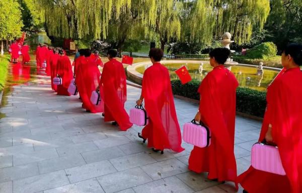 【多彩文旅】明日重陽,九九豔陽天,陪父母賞名泉,承傳統敬老風! 【多彩文旅】明日重陽,九九豔陽天,陪父母賞名泉,承傳統敬老風!