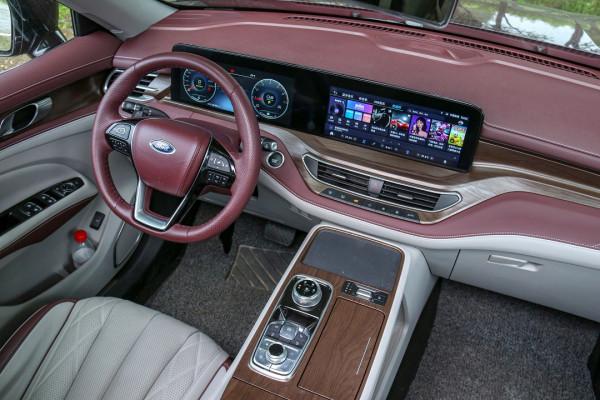 福特領裕數字化測評:不僅有AR實景導航 還支援華為HiCar無線投屏 福特領裕數字化測評:不僅有AR實景導航 還支援華為HiCar無線投屏