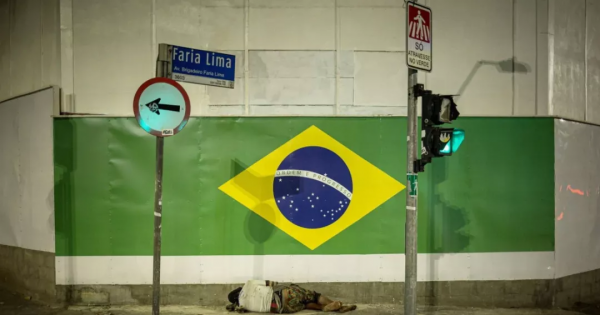 巴西，正在賣空自己