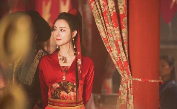 總感覺薇婭穿古裝像一個人，終於找到了