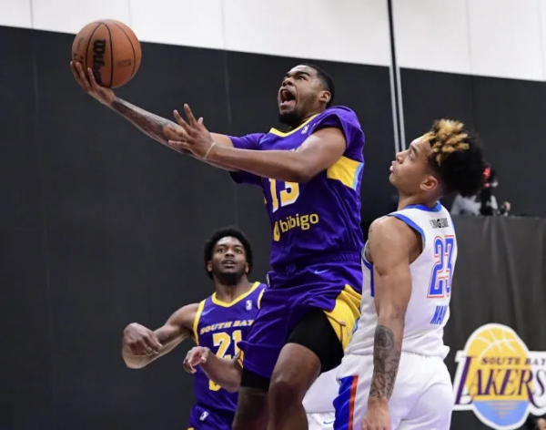 Shams：湖人將以雙向合同簽下後衛梅森-瓊斯