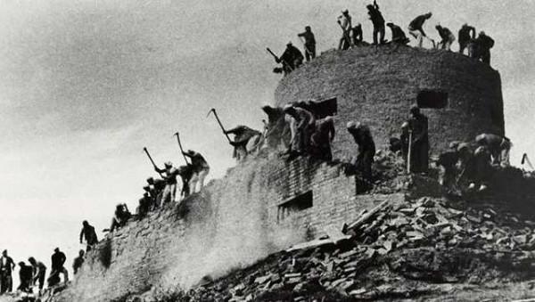 92年聶榮臻元帥逝世，一位日本女子發來電報：慈父去世，不能憑弔