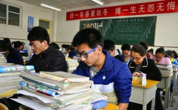 高三學生模擬考186分:父親從希望到失望,最後接受兒子的平凡 高三學生模擬考186分:父親從希望到失望,最後接受兒子的平凡