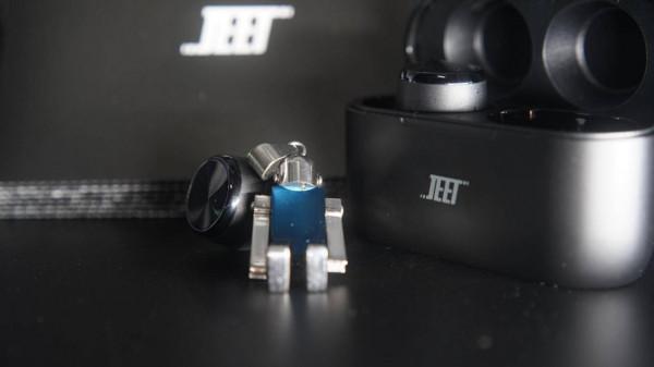 Type-C插口普及，學生黨的藍芽耳機選它準沒錯