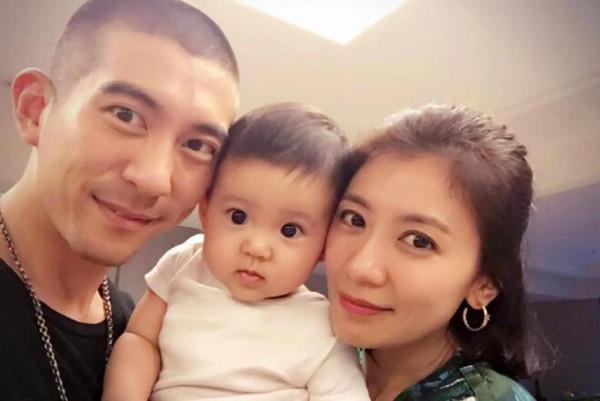 圖她美、圖她風韻猶存?這5位“嫁”給“阿姨”的男星到底圖啥? 圖她美、圖她風韻猶存?這5位“嫁”給“阿姨”的男星到底圖啥?