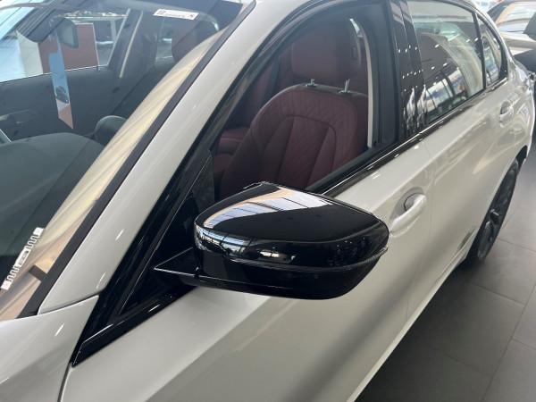 主打效能操控的全新寶馬3系能否俘獲你的芳心？4S店實拍帶你瞭解