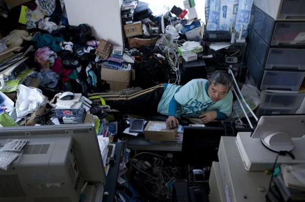 日本死宅有多嚴重?超100萬人不孕育在家啃老,還有遭父母殺害 日本死宅有多嚴重?超100萬人不孕育在家啃老,還有遭父母殺害