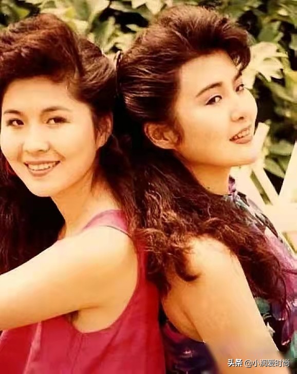 59歲田歌真雅緻,穿開衫和妹妹田岷同框不輸氣質,衣品適合媽媽們 59歲田歌真雅緻,穿開衫和妹妹田岷同框不輸氣質,衣品適合媽媽們