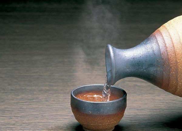 冬天這麼冷,為何白酒不會結冰?聽行家說完,才發現是我太無知 冬天這麼冷,為何白酒不會結冰?聽行家說完,才發現是我太無知