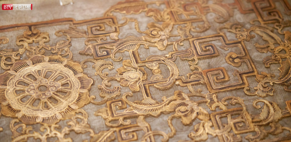 2020年，“故宮文化展”上有張紗窗，專家：這次展出或是“絕唱”