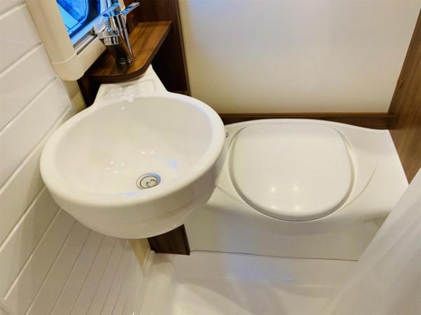 德國品質打造高階四季房車,雙層地板下沉水路,零下20度無懼嚴寒 德國品質打造高階四季房車,雙層地板下沉水路,零下20度無懼嚴寒