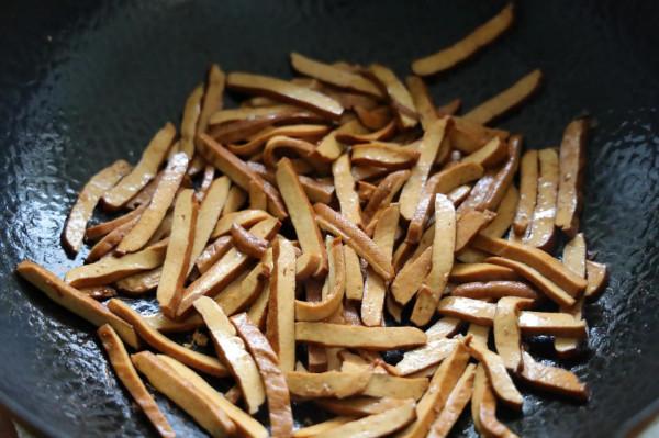 秋天，晚餐要多吃這道素菜，清淡爽口低油低脂，常吃身體更健康