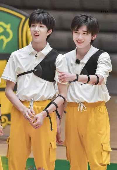 迪麗熱巴,歐陽娜娜,小S,餘景天,劉耀文宋亞軒|爆料回覆帖 迪麗熱巴,歐陽娜娜,小S,餘景天,劉耀文宋亞軒|爆料回覆帖