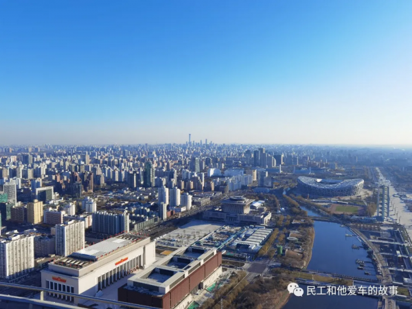 奧林匹克塔上去看一下，風景真是不錯