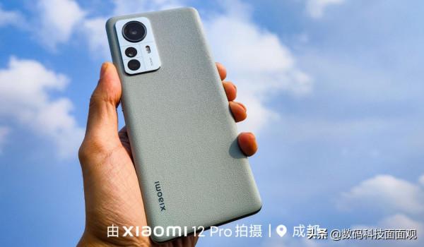 三星S21 FE生不逢時，被小米12花式吊打，2022年尷尬新機