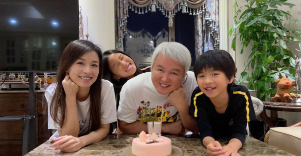 8大瓊瑤美男今昔對比，有人身家超330億，有人淪為路人，差距大