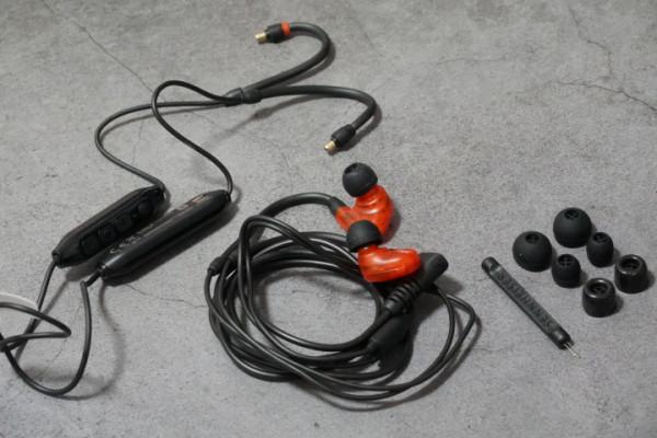 網上沒人寫，關於森海塞爾IE100PRO與IE40PRO的差別，對比評測