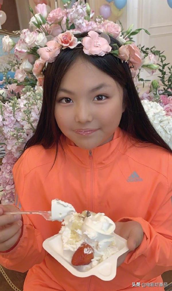 “爸爸去哪兒”8週年：王詩齡胖乎乎，森碟超模氣質，Kimi最神秘