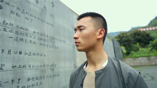 13年前，那個“長大我當空降兵”的地震男孩程強，後來當上了嗎？