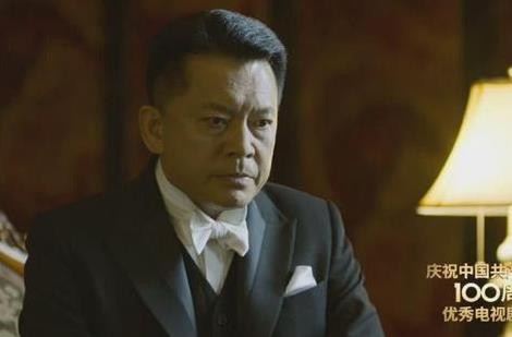 何政軍：倪大紅千方百計偷他辣醬吃，交警貼罰單寫成“趙政委”