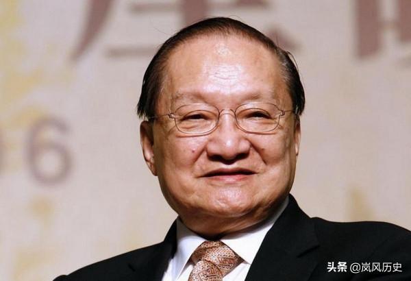 大文豪的失誤,金庸創作《鹿鼎記》時,無意間將家族醜聞寫了進去 大文豪的失誤,金庸創作《鹿鼎記》時,無意間將家族醜聞寫了進去