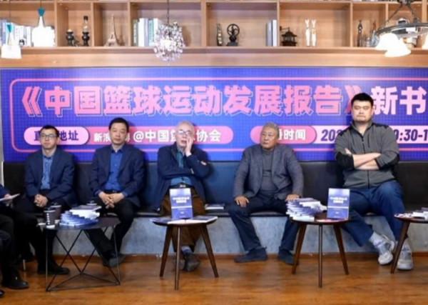 籃協權威調查，中國球迷愛科比遠超詹皇！湖人成最愛球隊遼粵上榜