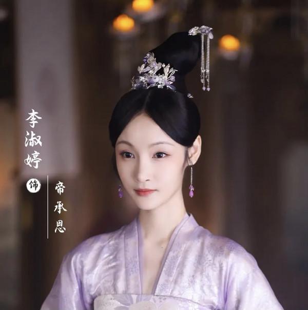 《安樂傳》殺青啦！迪麗熱巴太美，龔俊很俊，劉宇寧造型很驚豔