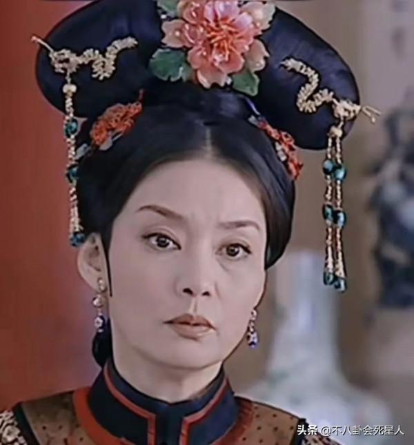 6位中年媽媽專業戶，長了有錢人的臉，個個氣質出眾，沒法演窮人