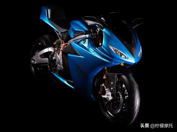 402公里/小時，電摩“閃電”，創造速度記錄