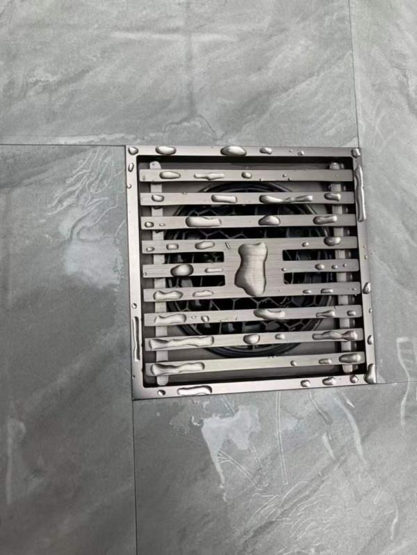 若再買房，衛生間一定要&OpenCurlyDoubleQuote;8不裝&rdquo;，不是唬人，而是過來人的經驗