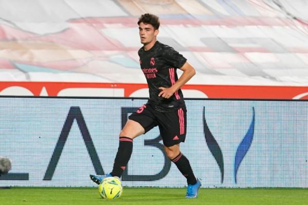 5000萬歐!皇馬甩賣主力邊衛+功勳老臣,劍指鋒線兩將 5000萬歐!皇馬甩賣主力邊衛+功勳老臣,劍指鋒線兩將