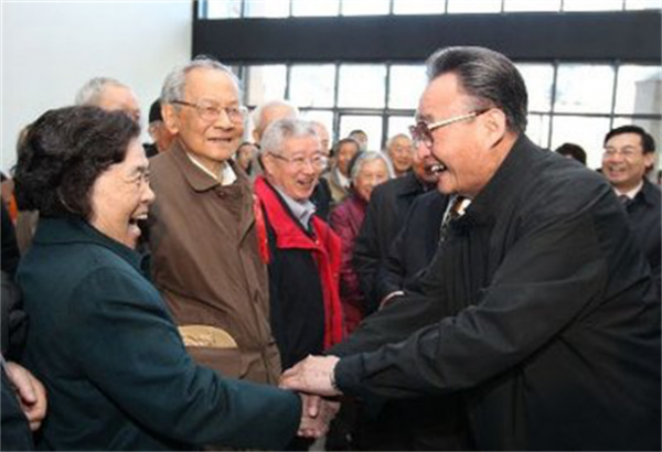 在上海工作了30年的吳邦國,對上海有著怎樣的情結? 在上海工作了30年的吳邦國,對上海有著怎樣的情結?