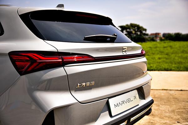 智駕開箱丨底盤和操控是給我最大的驚喜,場地試駕上汽R汽車MARVEL R 智駕開箱丨底盤和操控是給我最大的驚喜,場地試駕上汽R汽車MARVEL R