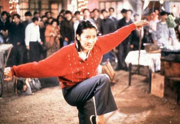 “功夫女皇”楊紫瓊:5任男友皆是精品,53歲嫁法拉利總裁 “功夫女皇”楊紫瓊:5任男友皆是精品,53歲嫁法拉利總裁